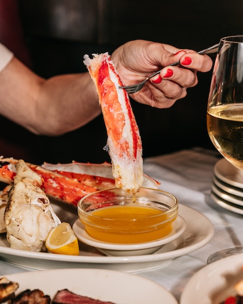 hugos-king-crab-hot